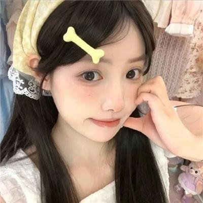 黑衣女子的香气