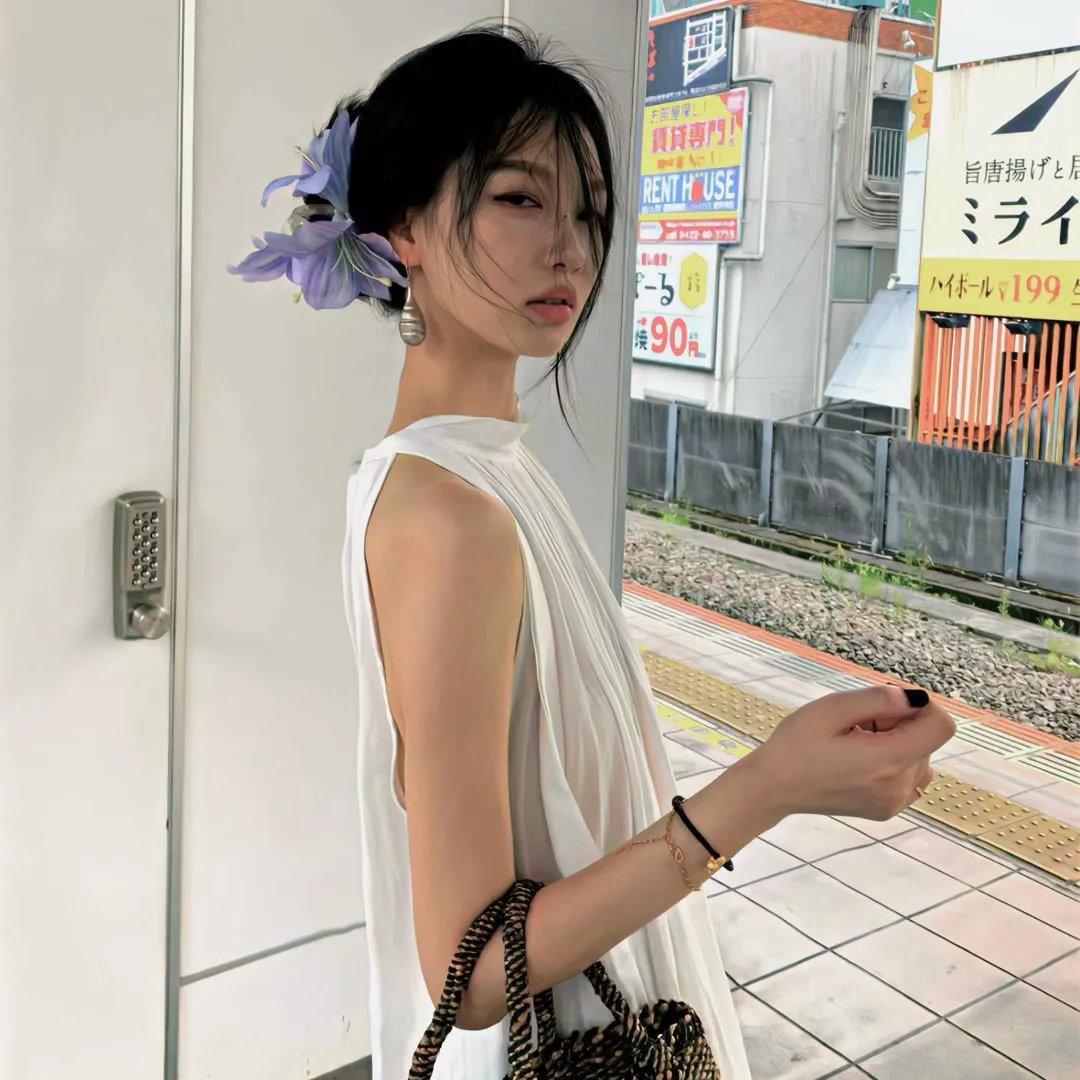 女猫